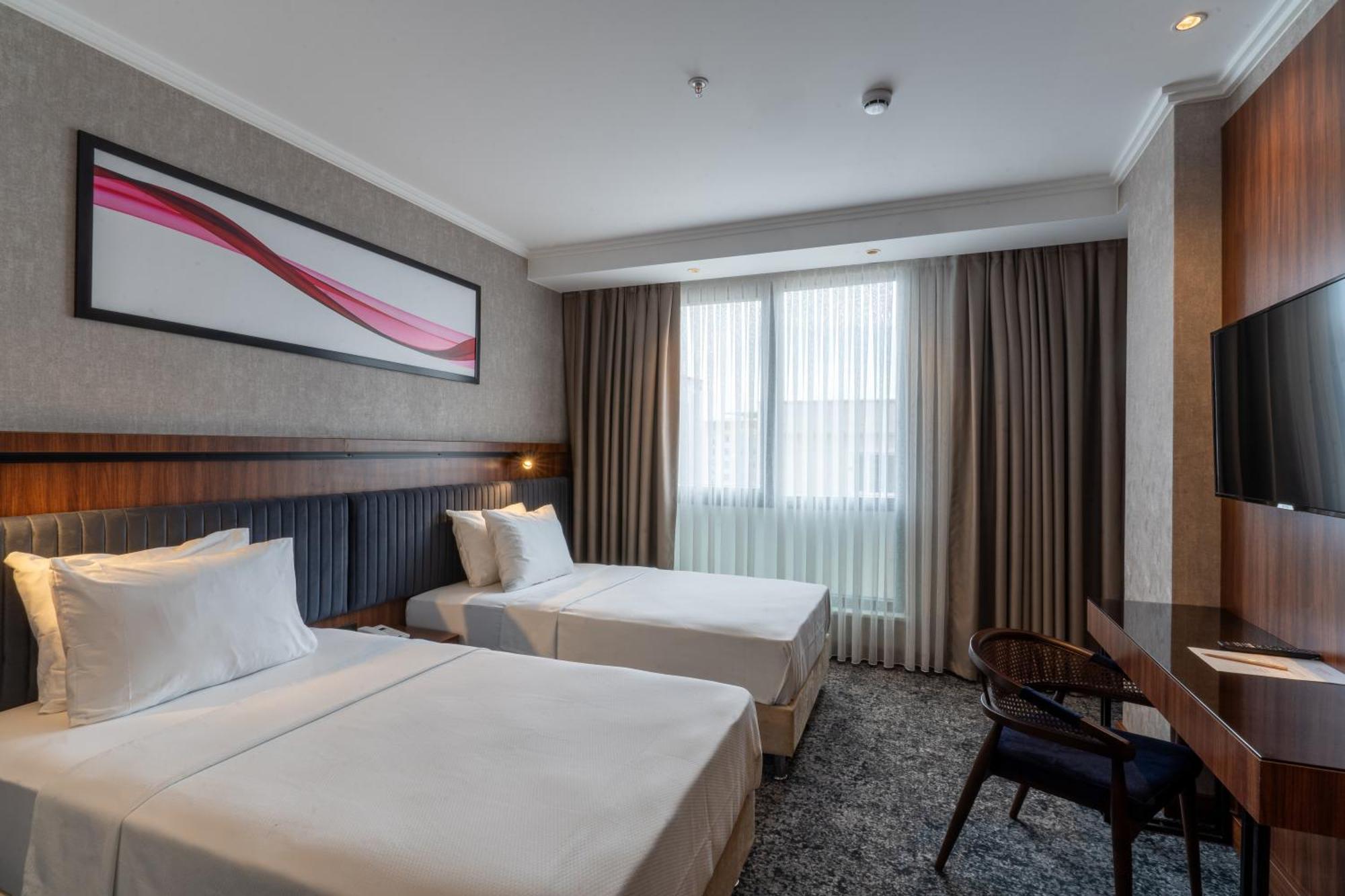 Ramada By Wyndham Gaziantep Hotel Exterior photo